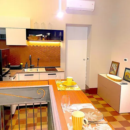 Le Pigne House With Terrace In Centre Taormina