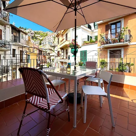 Le Pigne House With Terrace In Centre Ferienhaus *